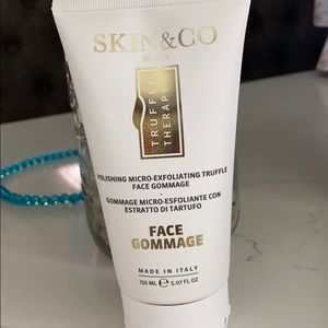 SKIN & CO